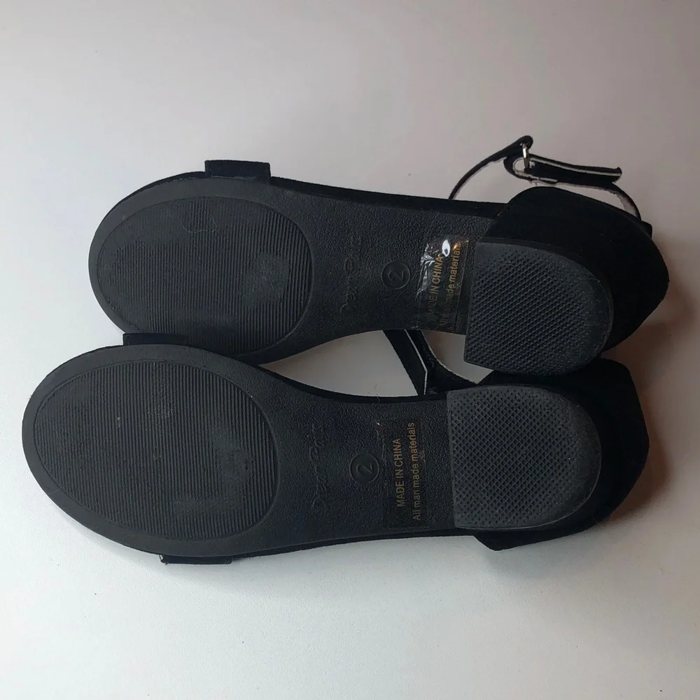 Little Girls Dream Pairs Black Suede Dress Up Sandals Ankle Strap EUC size 2